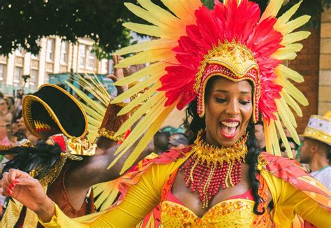 Aug 29, 2022 · Carnival goers returned to the streets of west London for the first Notting Hill Carnival since 2019. The main adult parade takes place on Monday with performers and bands entertaining the crowds. 